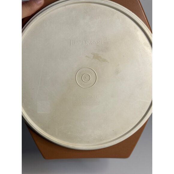 VTG Tupperware Brown 10.5" Tortilla Keeper – Taco Party Server with Lid Retro - Picture 3 of 7